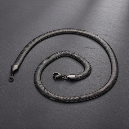 The Mamba Chain – Flat Lay with Clasp